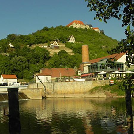 Ferienwohnungen am Unstrutwehr Freyburg  Exterior foto